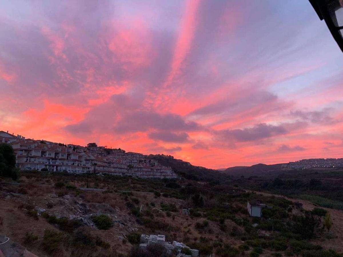 Alboran Hills Apartment Manilva Luaran gambar